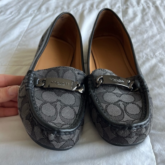 EUC Coach driver signature Jacquard flats with box - Picture 3 of 10